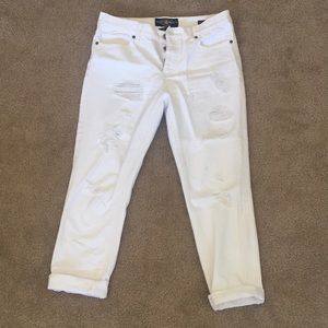 White lucky brand jeans